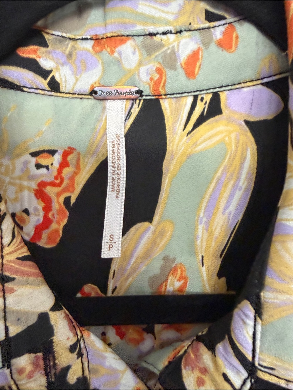 Free People Under the Palms Black Print Button-Up Top Small S - Picture 5 of 7